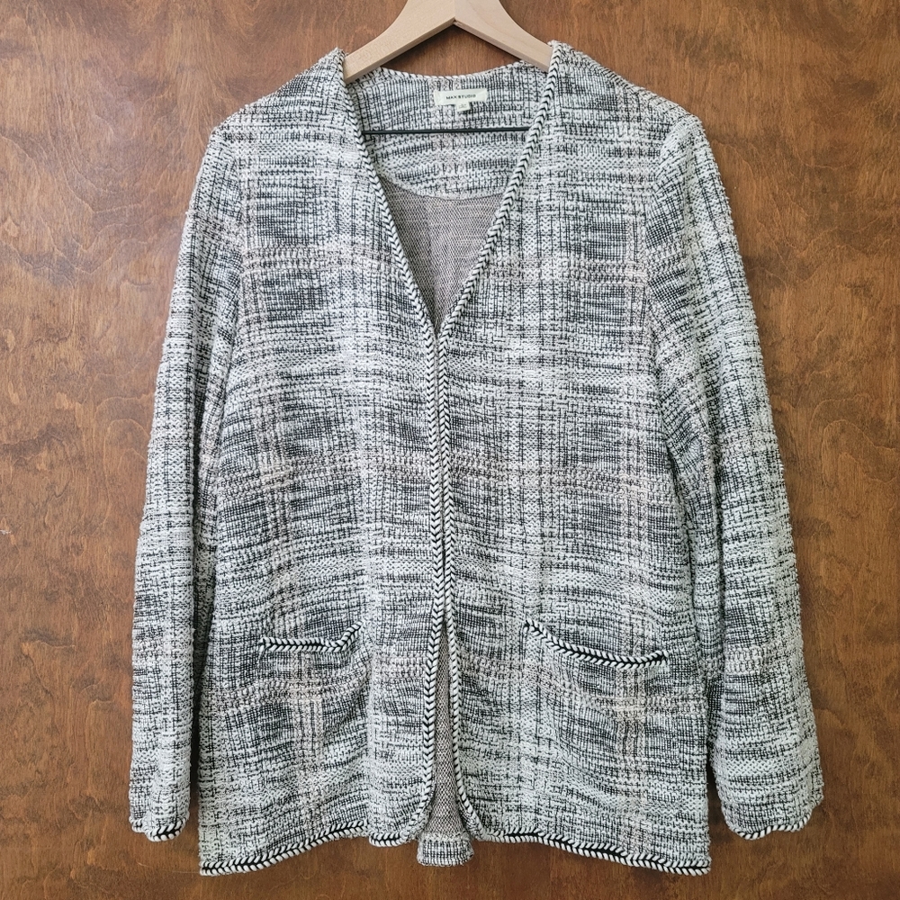 Max Studio slub knit multi colored v neck hook and eye close trapeze back